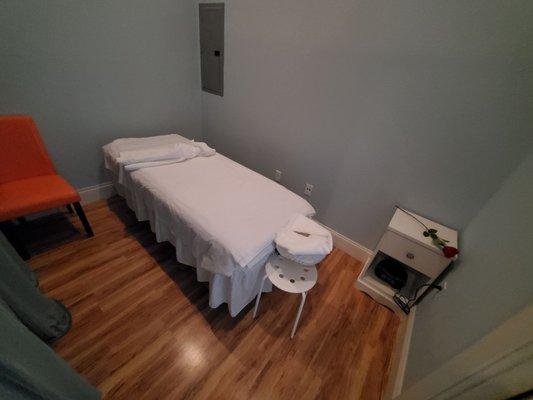 Couples massage room