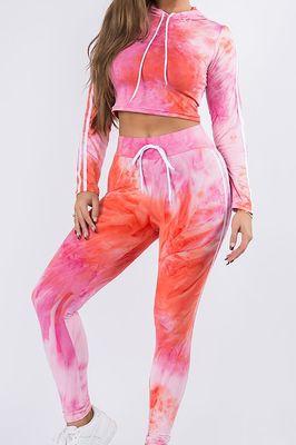 Ladies lounge wear and yoga sets. Ultra stretchy & stylish tie dye designs. Athletic wear,  gym clothes & tops for women.