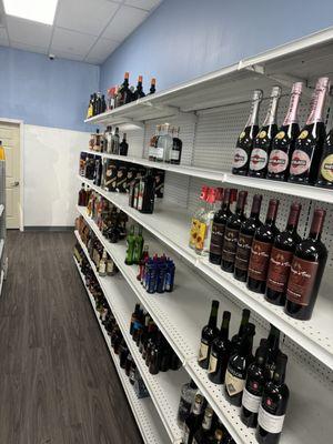 Champagne, Wine and liqueur section