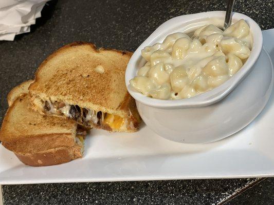 Brisket Grilled Cheese with White Cheddar Mac