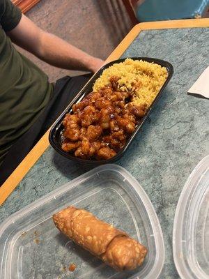 General Tso combo with egg roll