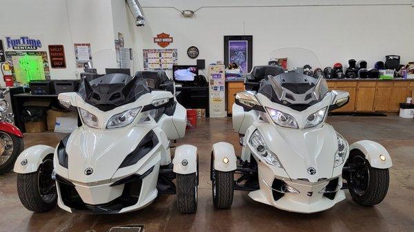 New! 2 Can Am Spyders added to the fleet