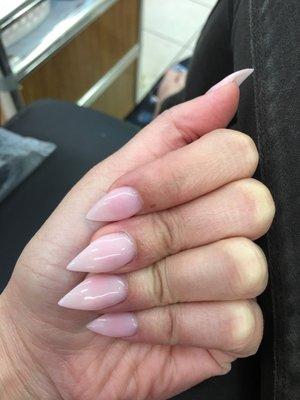 Pink acrylic stiller nails