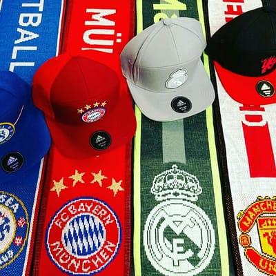 Chelsea Bayern Munich Real Madrid Manchester United hats and scarfs