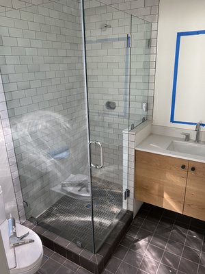 90 degree shower enclosure