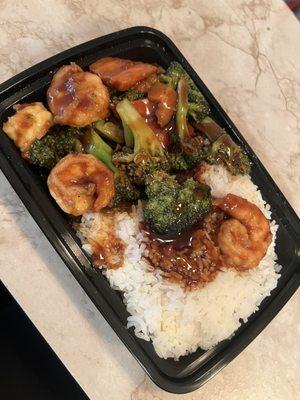 Shrimp & broccoli