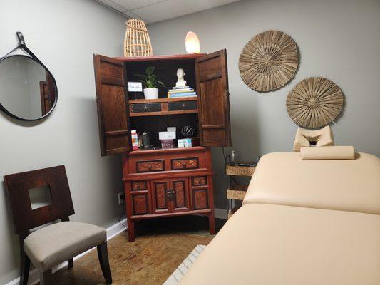 Acupuncture room