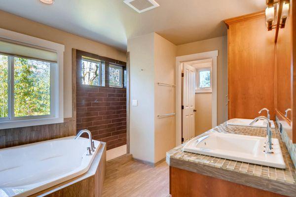 Master Bath