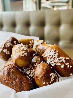 Parmesan Pretzel Bites