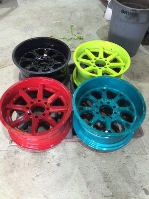 Display wheels for a 4x4 shops showroom