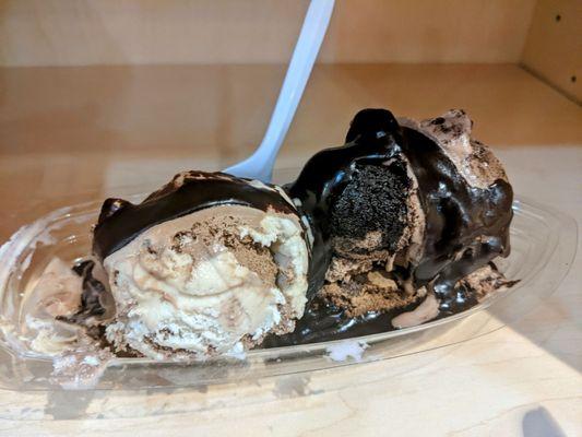 Double scoop brownie sundae