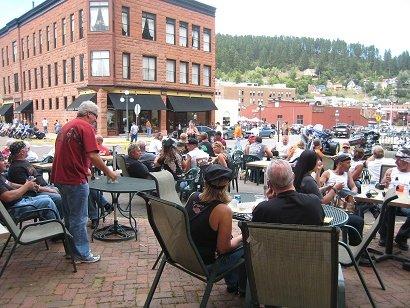 We had lots of fun on the patio. Great food!