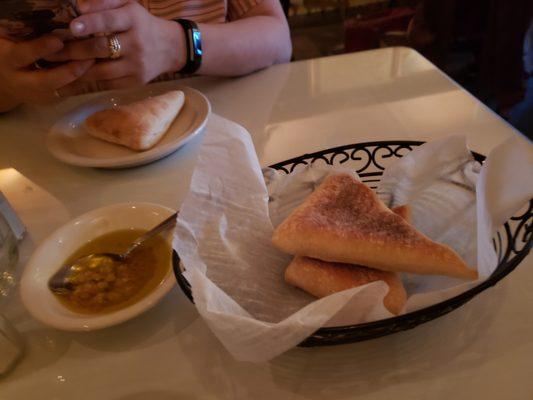 Bread with dipping oil