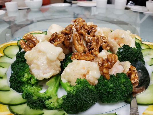 Walnut shrimp