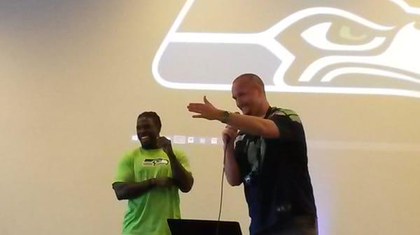 They love the Seahawks!