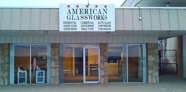 This is the storefront for American Glassworks in Osage Beach.