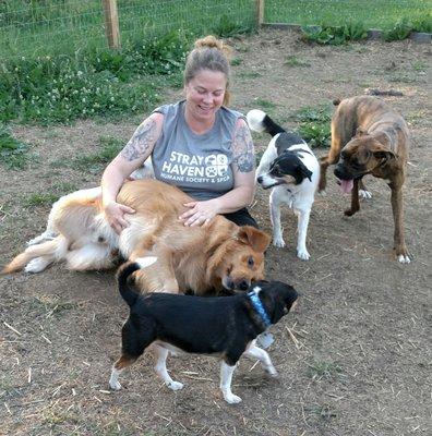 Jen in Heaven with Levon, Kola, Dasher and Zoey