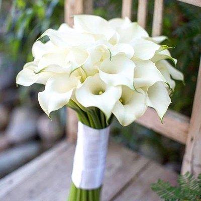 Stunning bridal bouquet of miniature Calla Lilies