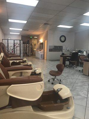 Pedicure and manicure stations