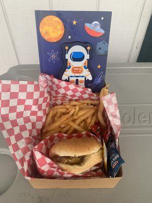 Kids cheeseburger meal