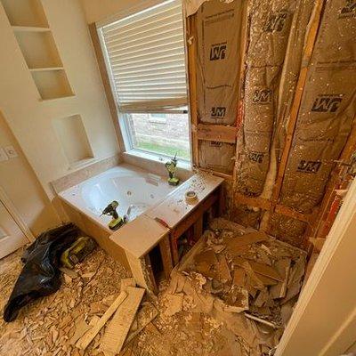 J.R's Construction - bathroom renovation