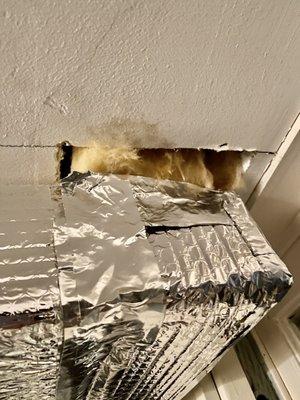 Really shoddy unprofessional duct/drywall (my ceiling was pristine before meeting Harry Clark)