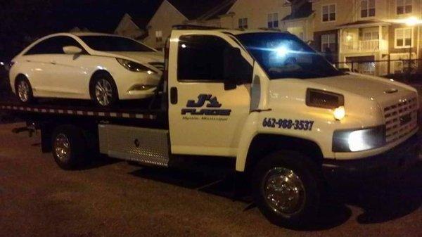 J's Place Garage & Wrecker Service