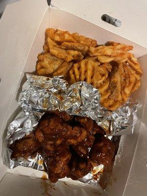 10 Piece Wings Combo Meal (chipotle bbq boneless wings with waffle fries)....soo good!