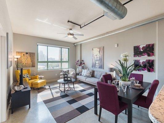 True lofts, San Antonio properties with exposed ducts, large city view windows, stained concrete flooring are available.