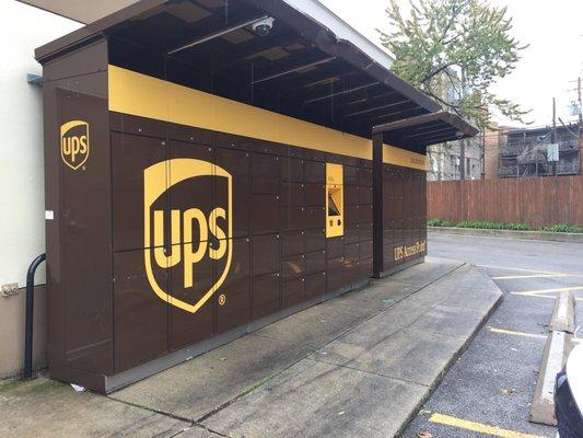 UPS Kiosk