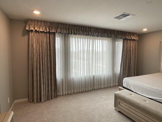 iHome Blinds & Curtains