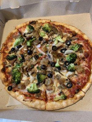 Personal Veggie pizza, pretty dang good!