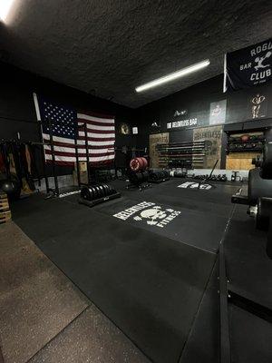 Tons of specialty equipment for the determined bodybuilder, powerlifter, strongman, or crossfitter!