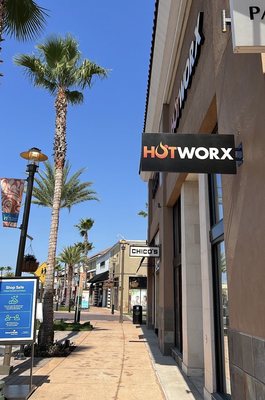 The entrance to HOTWORX