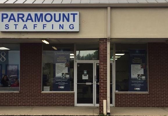 Paramount Staffing of Plainfield office facade