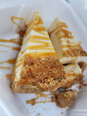 Caramel cheesecake