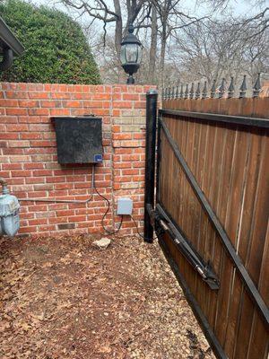 Automatic Gate Repair. Thank you , problem was solved, the technician was able to fix it and we are happy