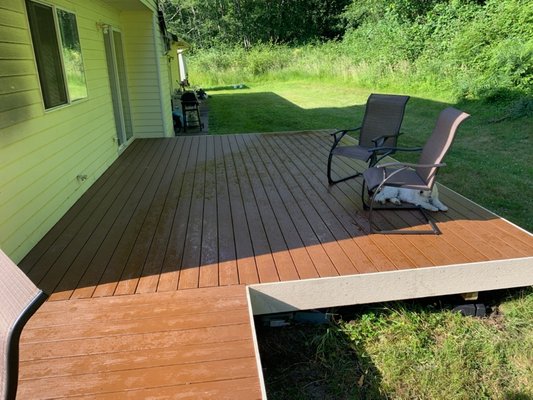 Another trex deck. I did for client also added to it.now wraps around house.