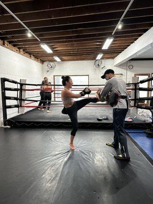 Kickboxing inside or Marina del rey gym