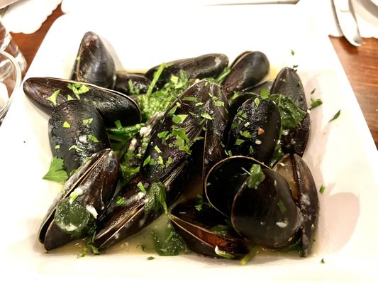 Mussels with champagne sauce