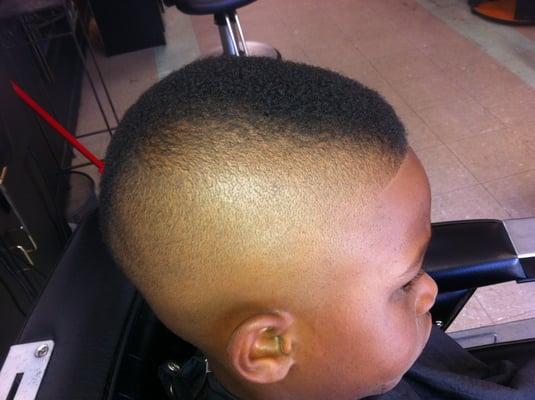 Kids Mohawk Bald to 3 gaurd $20