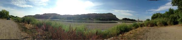 Panoramic of the Yellowstone River & Sacrifice Cliffs