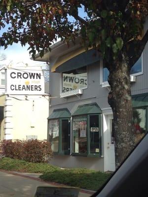 Crown Cleaners -- 266 Washington Street / RTE 1A, Westwood             Storefront