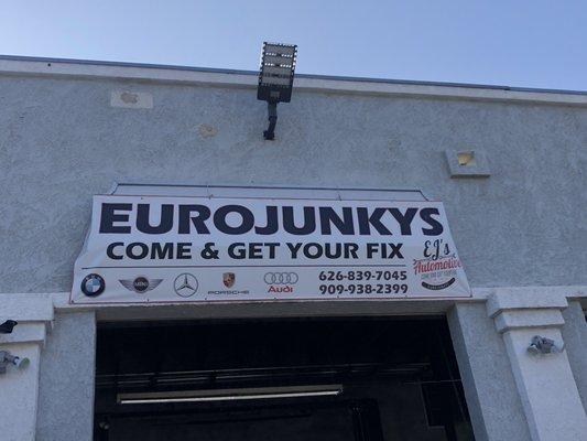 EJs auto repair in walnut