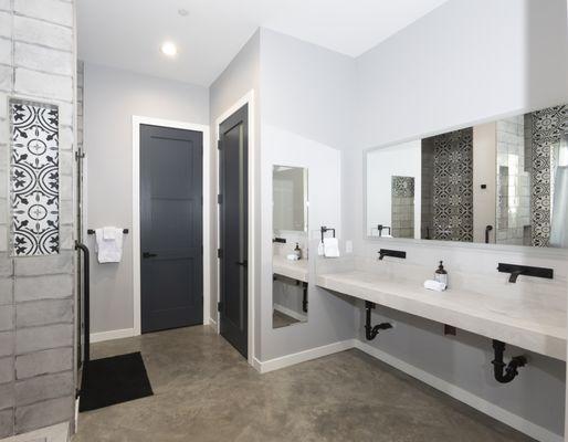 Contemporary bathroom. La Quinta Cove.