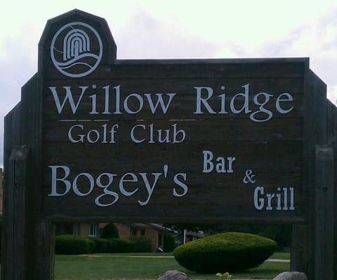 Bogey's Bar & Grill