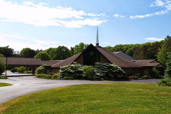 Lakeshore Baptist Church in Grand Haven