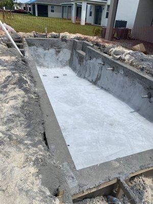 Construcción de nueva piscina