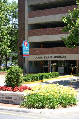 Court Square Autopark