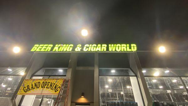 Beer King & Cigar World